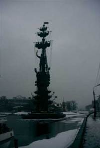 Der "Terminator", die Statue Peters des Grossen am Ufer der Moskva
